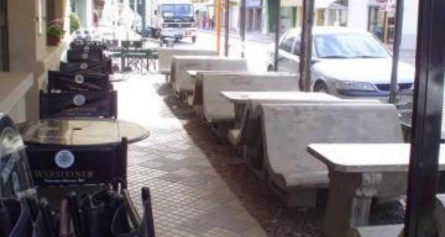 Harán cumplir una nueva reglamentación en veredas