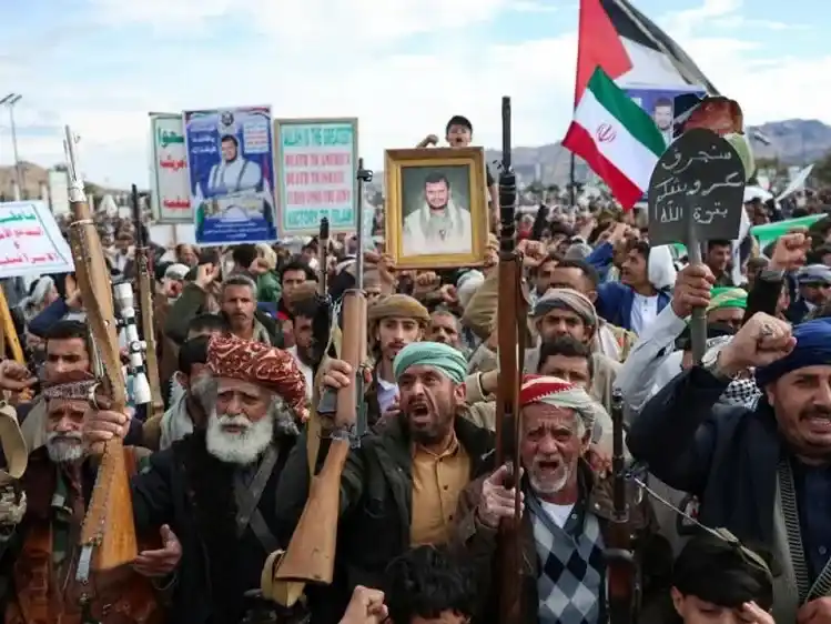 El grupo insurgente cumplió su amenaza y se sumó formalmente a la ofensiva.