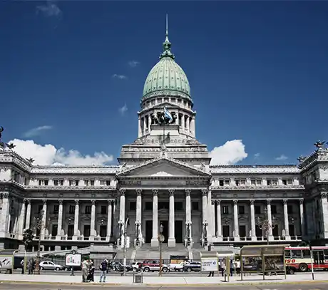 Además del crecimiento estimado, se espera un déficit fiscal primario de 0,9 por ciento y una inflación anual del 70.