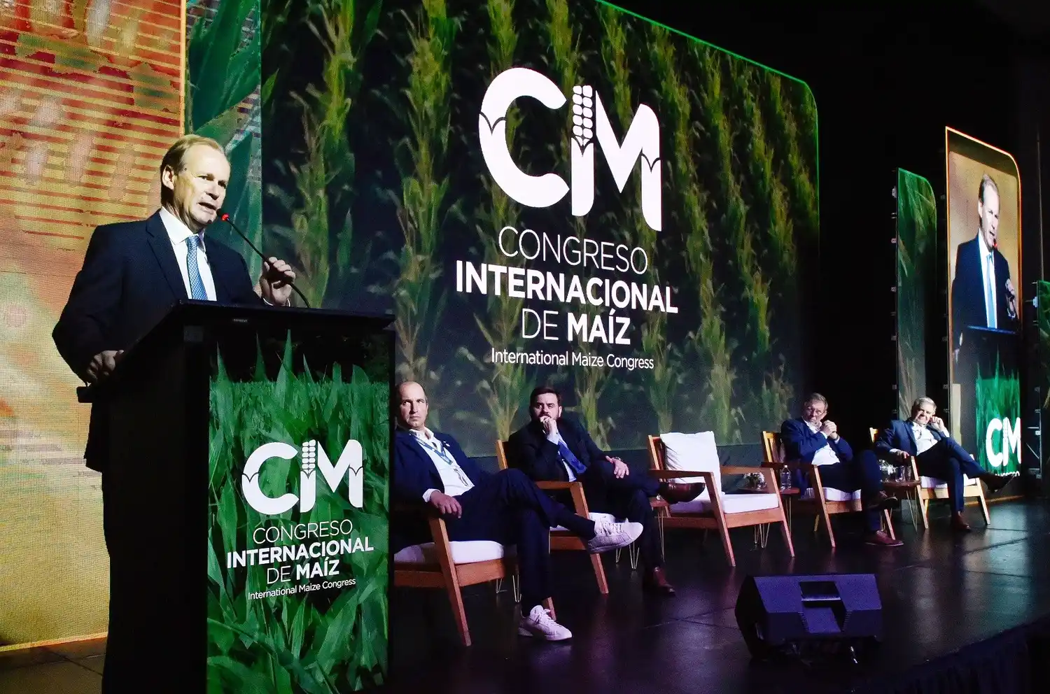 Bordet se pronunció por un gobierno de unión nacional que permita superar los problemas estructurales del país