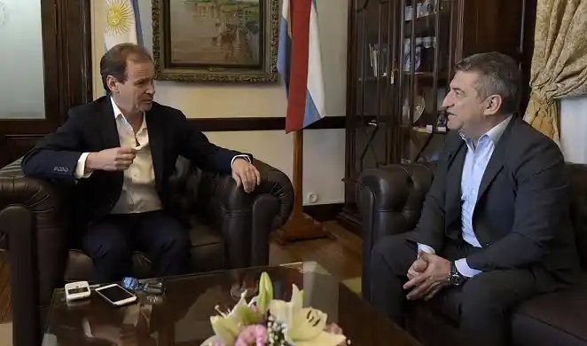 Bordet y Urribarri se manifestaron en favor de la reforma política