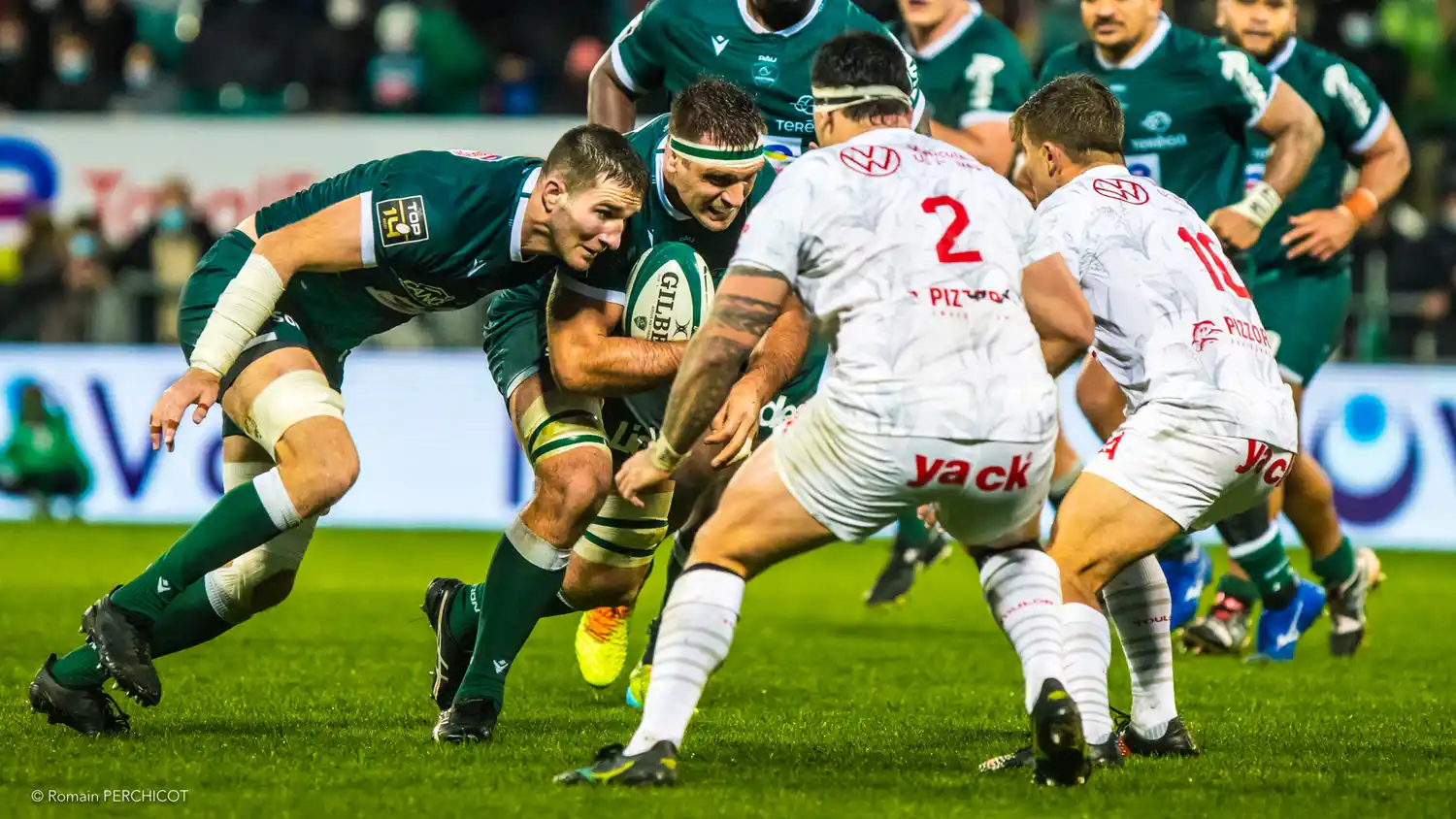 Pau logró un valioso empate.