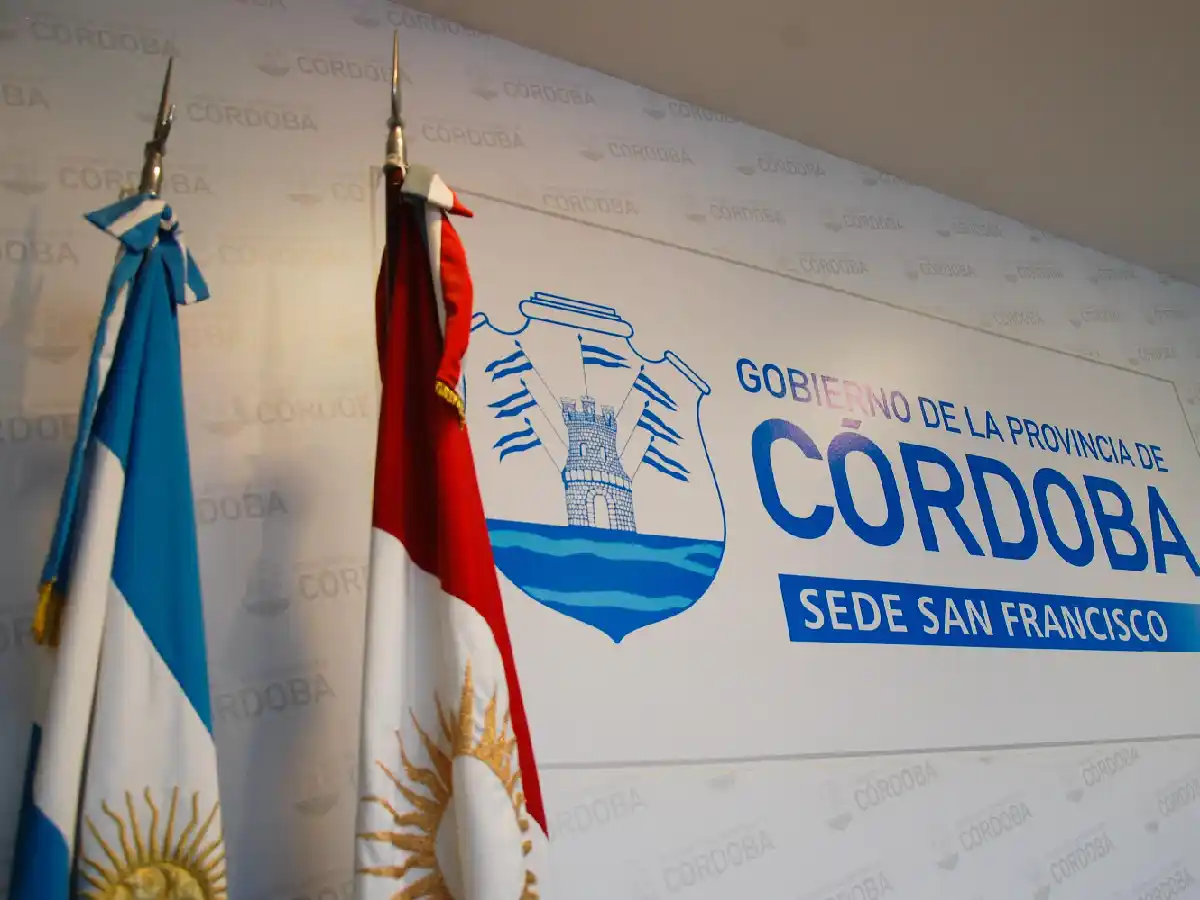 Córdoba mejoró las condiciones de reestructuración de su deuda en dólares para cerrar un acuerdo