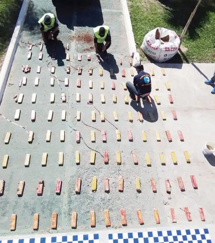 La Policía Caminera encontró  100 Kg de marihuana  en una camioneta