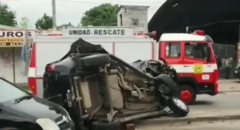 Trágico choque en José C. Paz: 3 personas murieron en Ruta 8 e investigan si corrían una picada