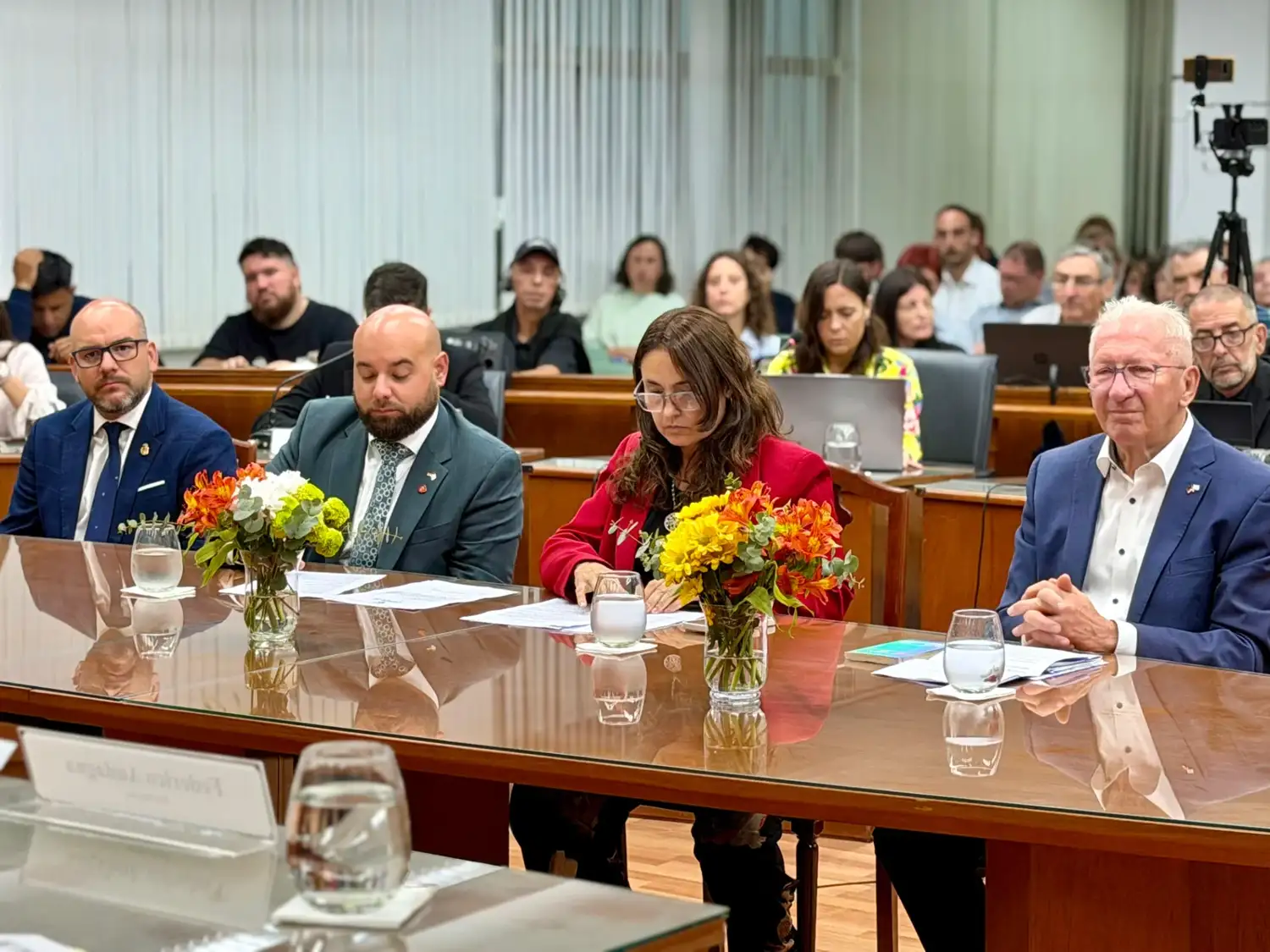 El Concejo Municipal de Rafaela celebró los lazos de hermandad con delegaciones extranjeras - 1