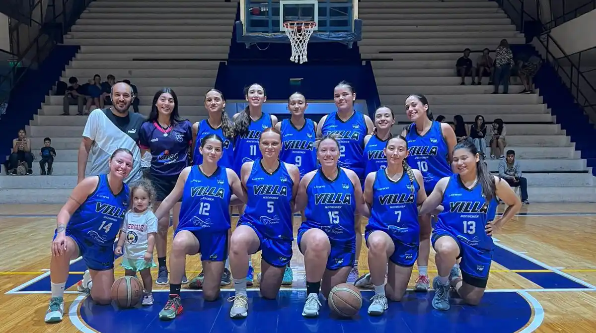 Las jugadoras de Villa del Parque en el duelo ante Rivadavia