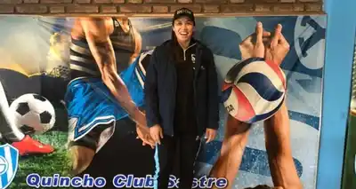 "Mimi" Sosa, la ex Pantera que soñó ser futbolista y hoy motiva a deportistas a cumplir sus sueños