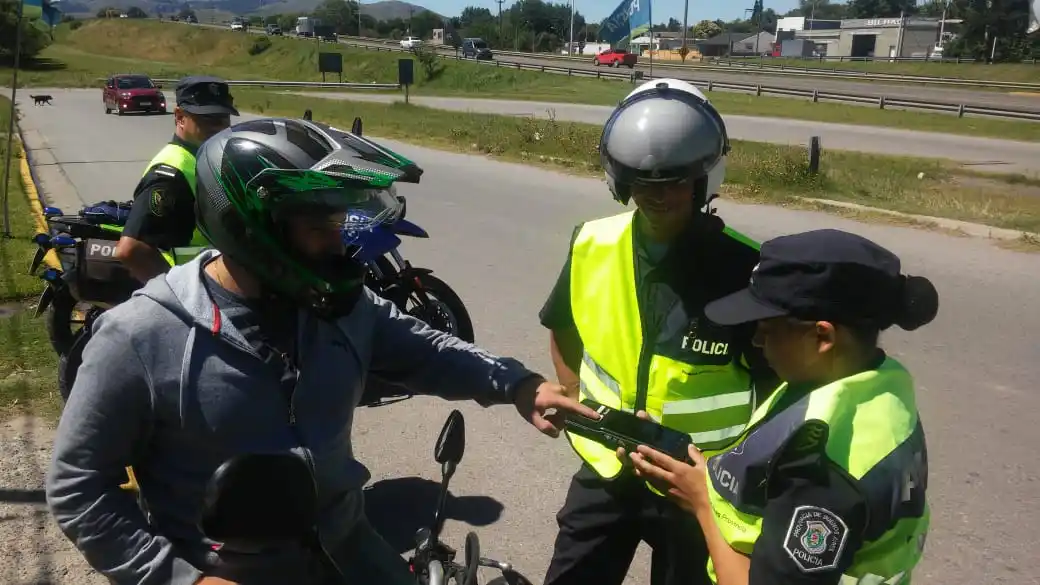 Controles de seguridad vial en  el marco del Operativo Sol 