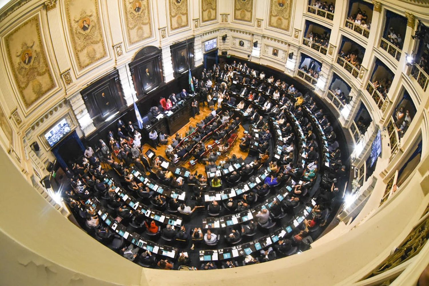 La legislatura bonaerense avanza para suspender las PASO