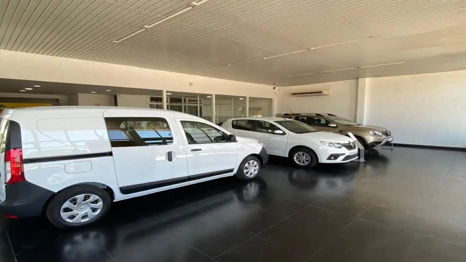 El 2023 cerró con un crecimiento en la compra de autos nuevos y caída en la transferencia de usados