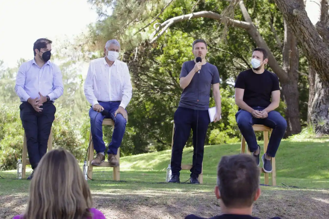 Augusto Costa: “Estamos transitando una temporada de verano récord en la Provincia”