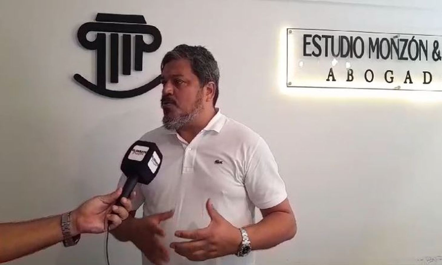 Dr. Ricardo Monzón.
