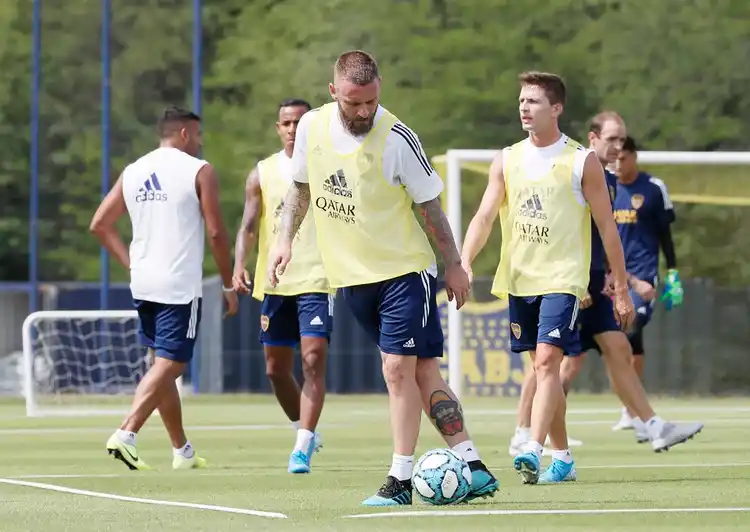 De Rossi le recomendó a la Roma que
compre a una de las figuras de Boca