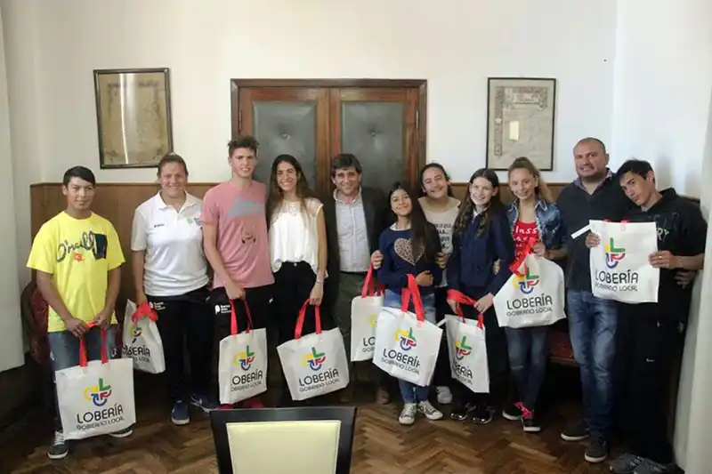 LOBERIA: Reconocimiento a los medallistas
