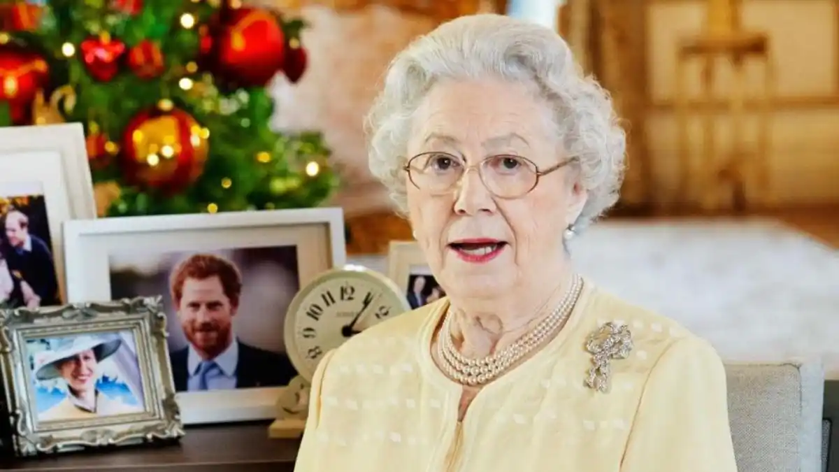 La doble de la reina Isabel II anunció su retiro