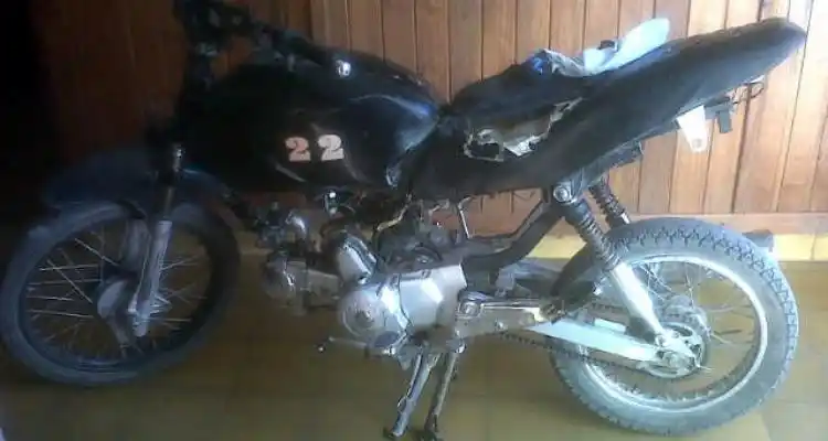 Santa Lucía: Secuestran moto robada en San Pedro