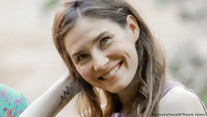 Italia indemnizará a una periodista absuelta por cargo de asesinato