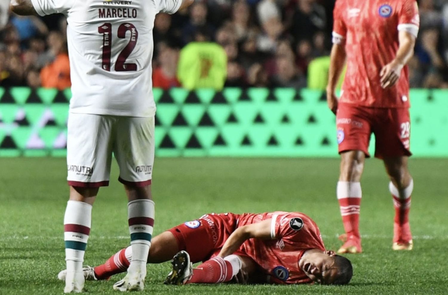 La impactante lesión de un jugador de Argentinos Juniors que conmocionó al fútbol mundial