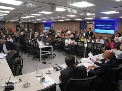 La Comisión Libra emitió su informe final.