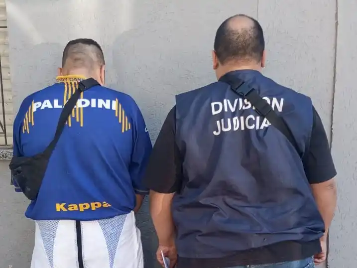 Detuvieron a un hombre con pedido de captura en la entrada del Gigante de Arroyito