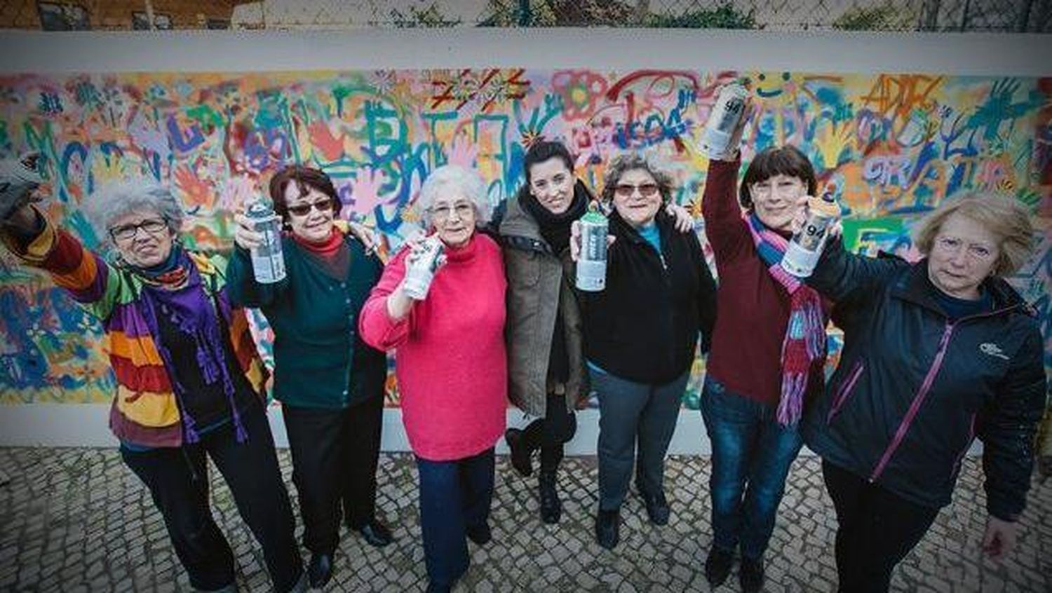 "Lata 65", un grupo de abuelas grafiteras que rompen estereotipos
