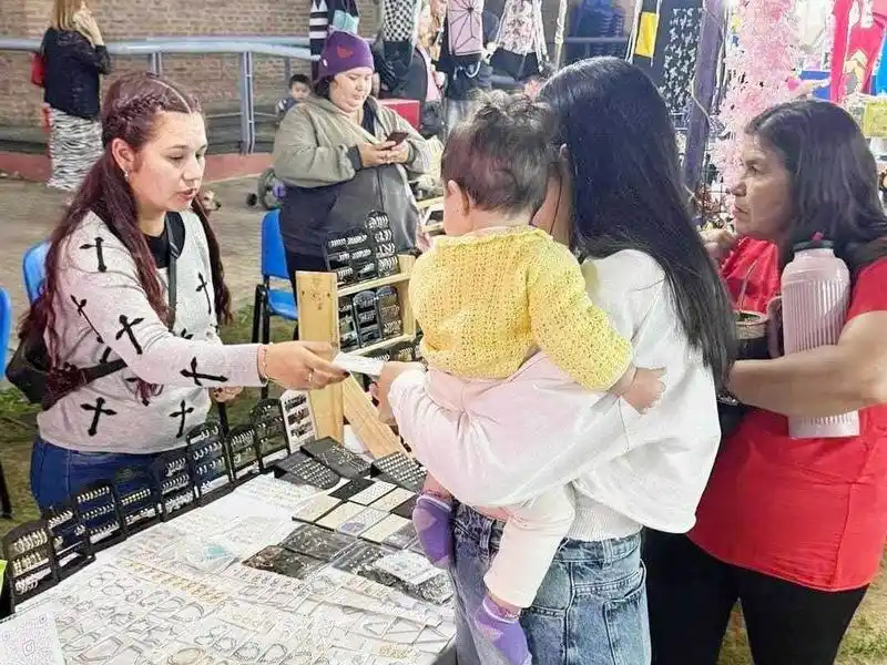 Con buenas ventas el Mercado comunitario 
de emprendedores celebró el Día de la Madre