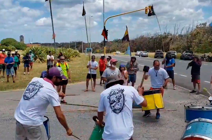 Guardavidas en la residencia presidencial de Chapadmalal: Alberto Fernández recibió su petitorio