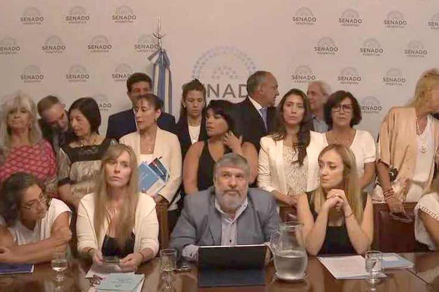 Senadores de UxP en conferencia: 
“Pedimos a Villarruel que no cierre el Senado”