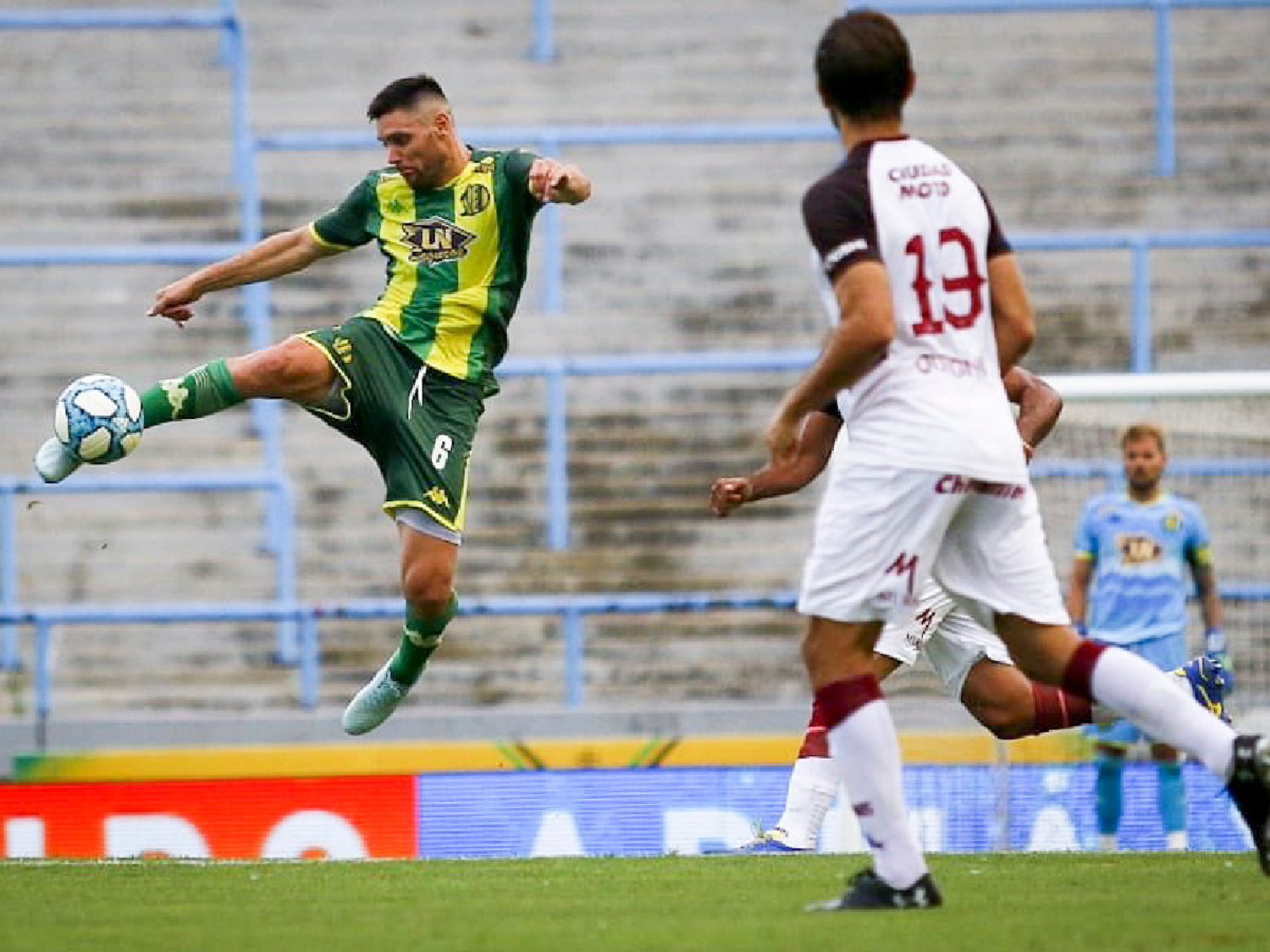 Aldosivi sorprendió a Lanús