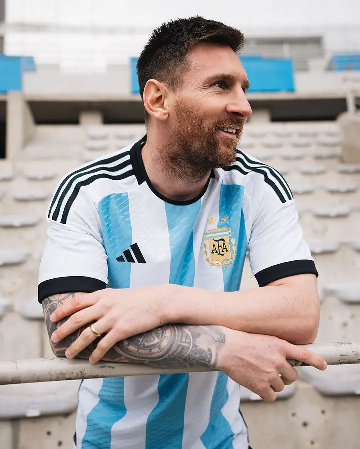 La AFA presentó la camiseta oficial de la Selección argentina para el Mundial Qatar 2022