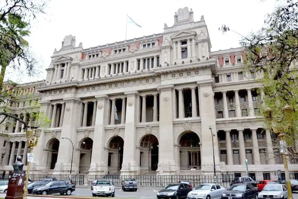 Reelección de Insfrán: Se espera la resolución de la Corte Suprema de Justicia