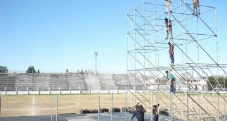 Con el contrato firmado, Callejeros toca el sábado