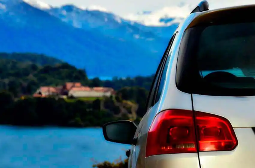 La nueva normalidad: guías de turismo de Bariloche proponen a los visitantes recorrer desde su propio auto