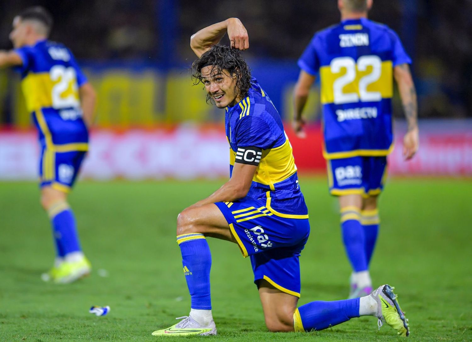 Boca le ganó un partidazo a Racing y subió en la tabla