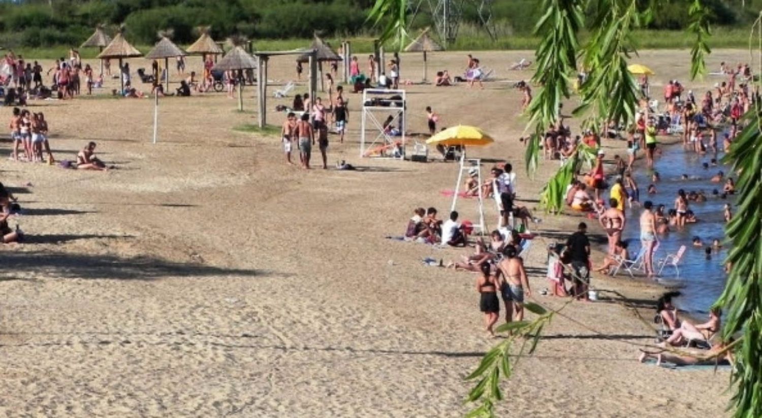 Quedó prohibido el acceso al río en el balneario municipal de Santo Tomé