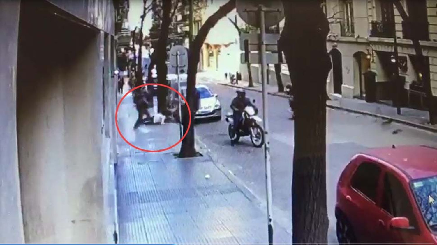 Salidera bancaria: Roban $600.000 a un matrimonio en Recoleta