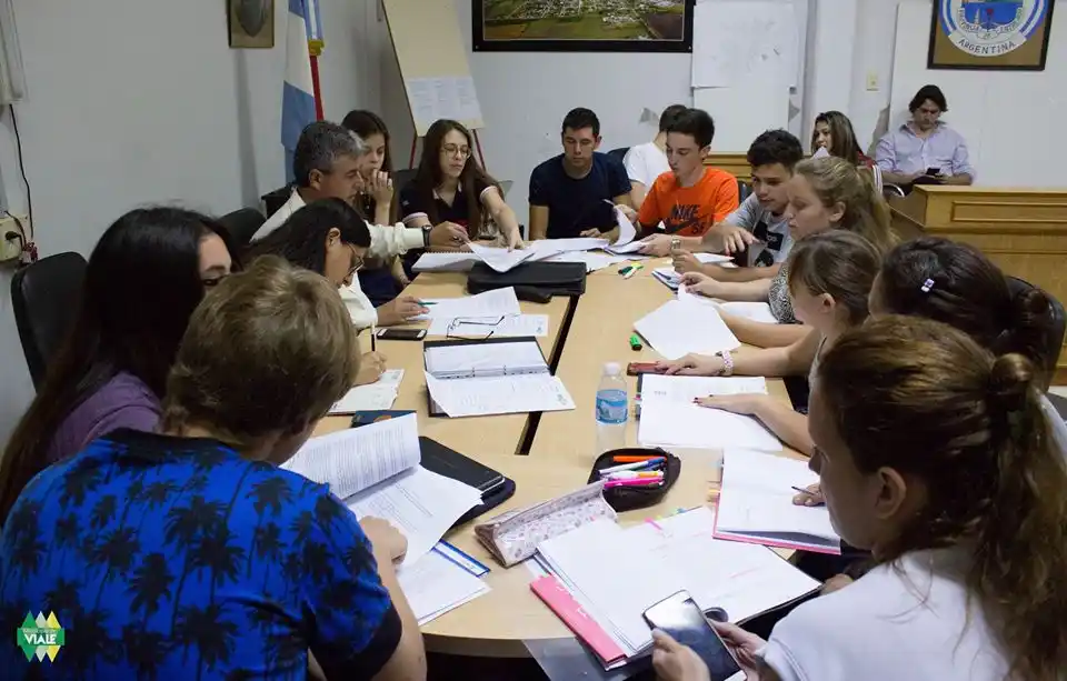 Nueve proyectos son analizados en el Concejo Juvenil