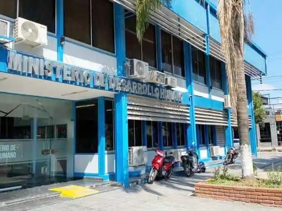 La matriculación de profesionales
médicos será exclusivamente online