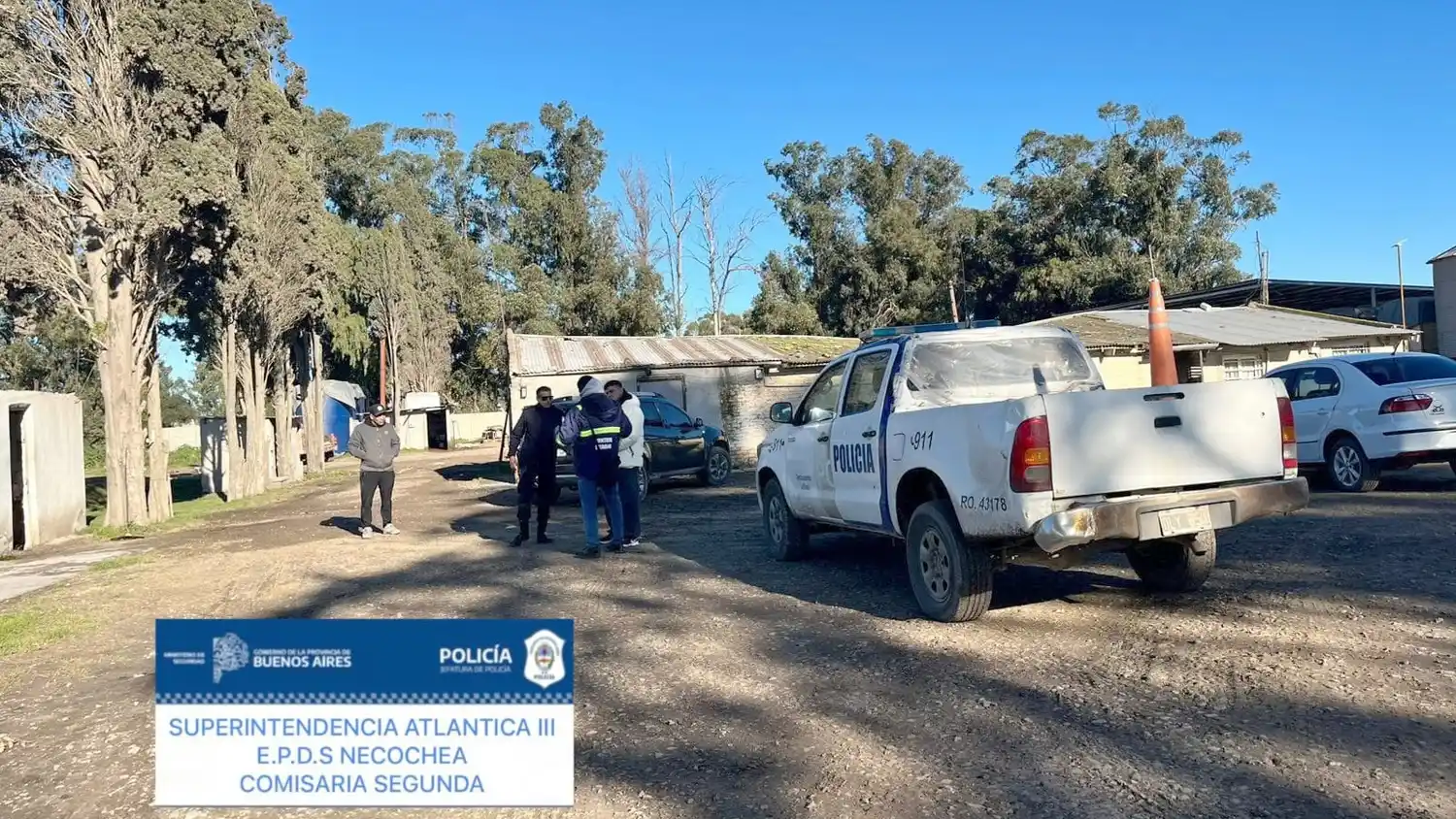 Policías. Y agentes comunales desarrollaron procedimientos en sectores de Quequén