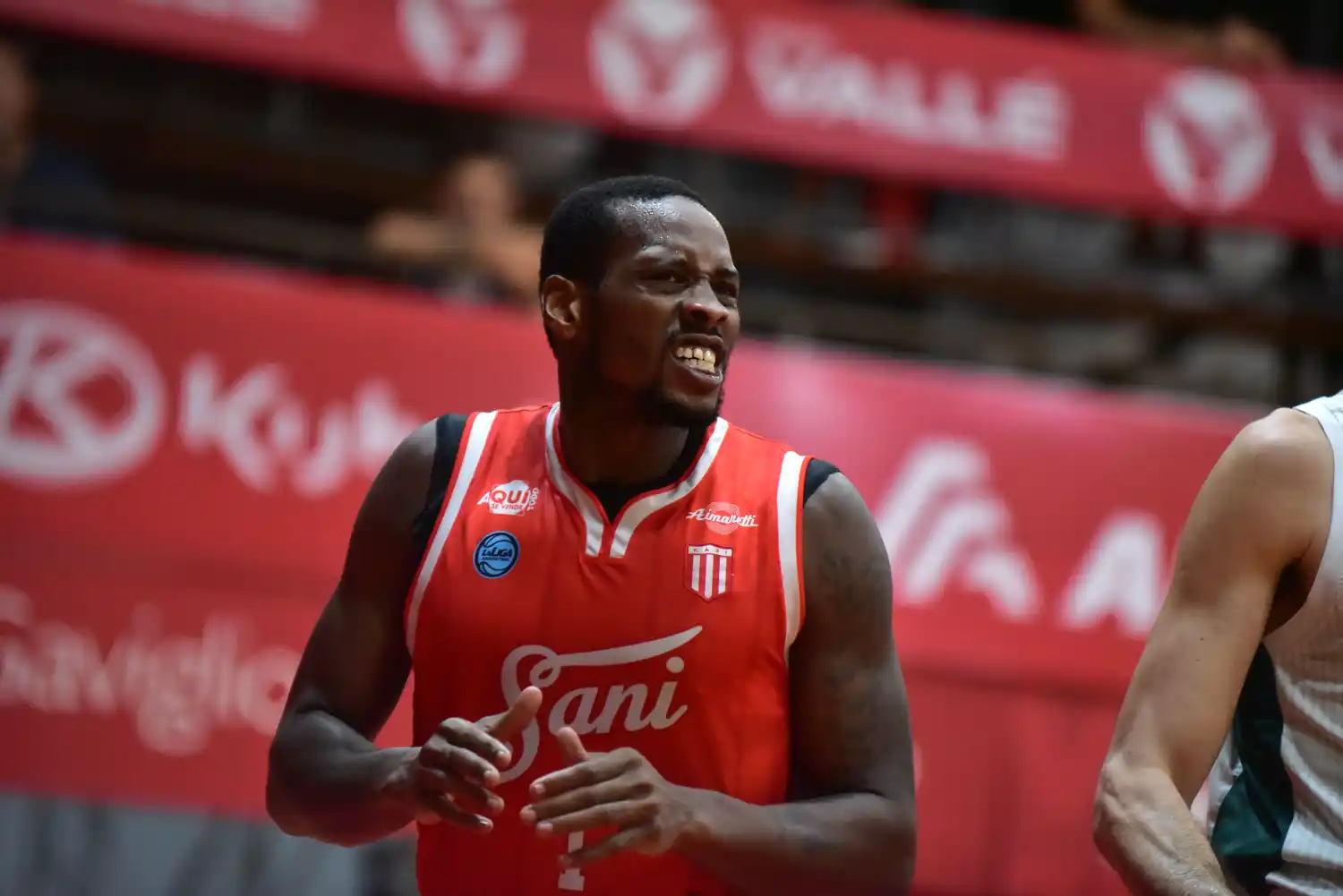 Chris Hooper, el jugador más destaco del equipo de Beltram