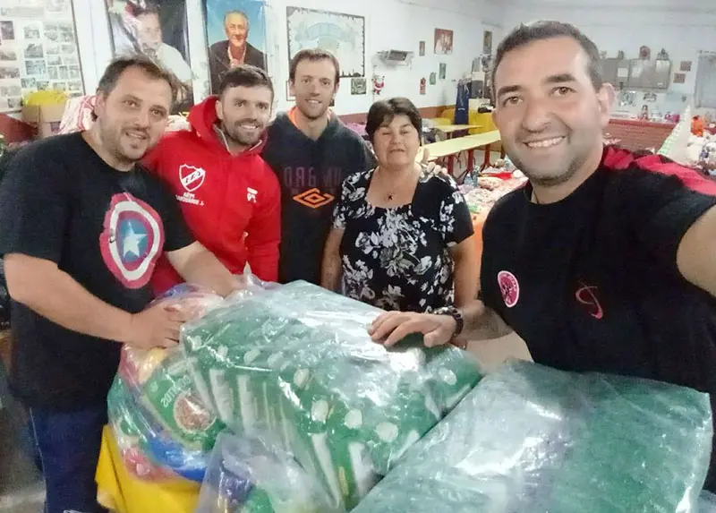 Mataderos donó alimentos