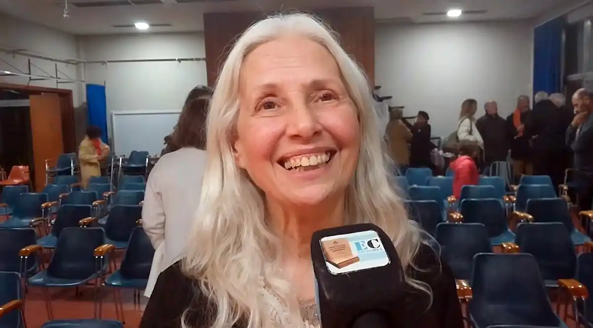Satisfacción. Mónica Bouyssede y la Diplomatura por la Paz