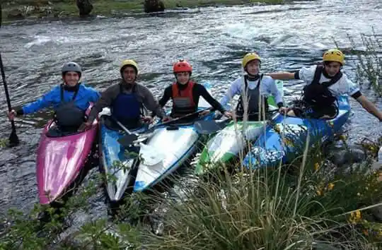 LOBERIA: Kayakistas en una prueba binacional
