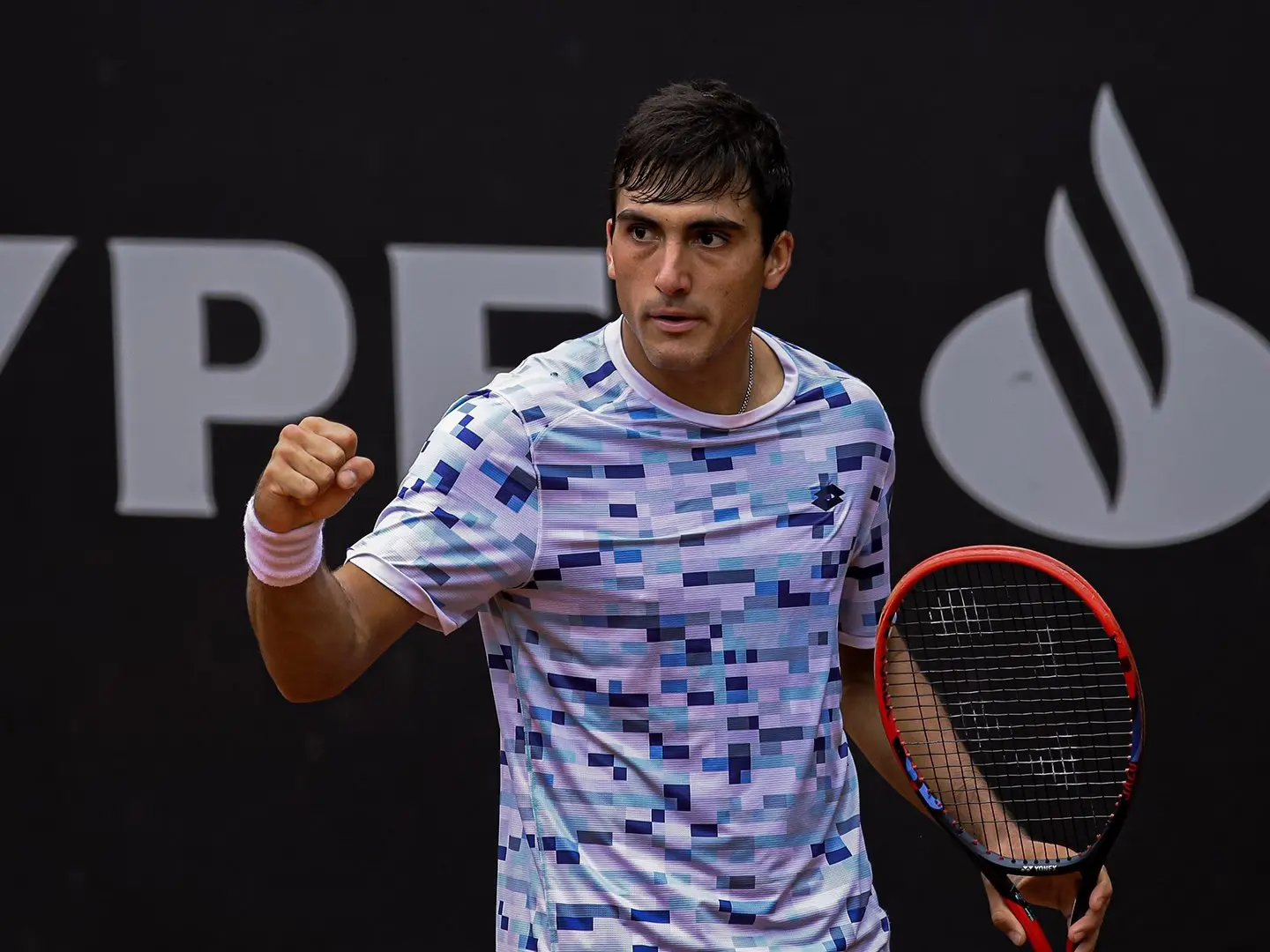 "Burru" juega ante Buse por los cuartos de final en Gstaad.