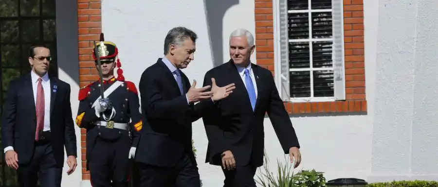 Macri y Pence acordaron ayudar a una solución pacífica para Venezuela