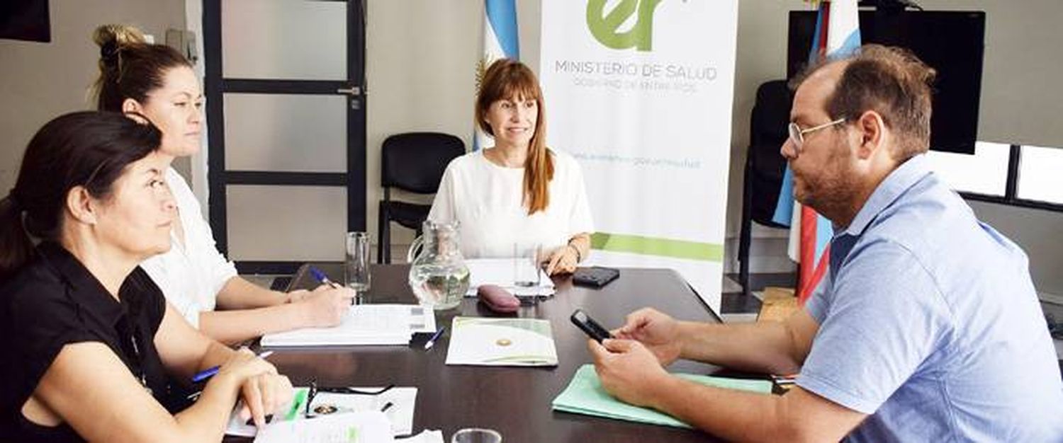 La ministra de Salud compartió un balance y perspectivas  de desarrollo del hospital Masvernat con su director