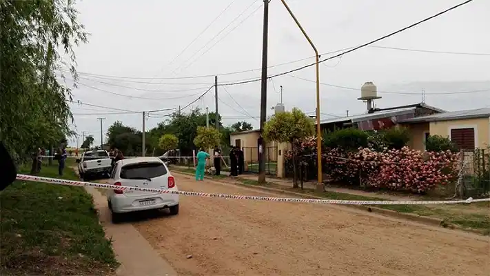 Una mujer asesinada por su marido en Tala: la degolló con un machete