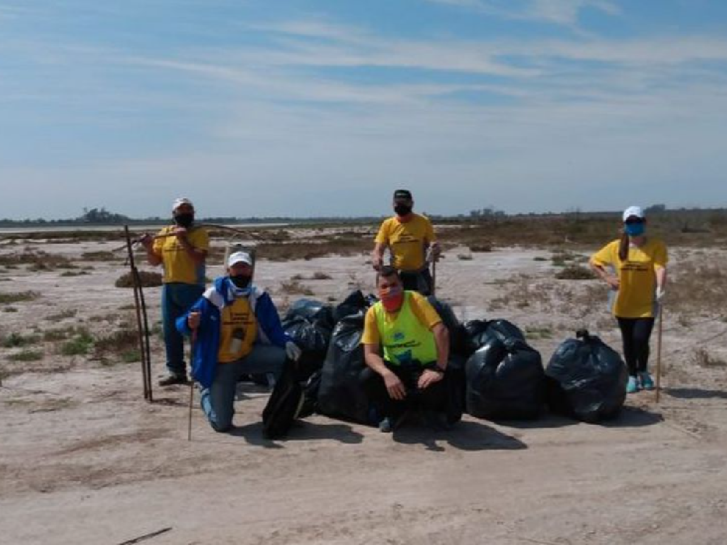 Parque Nacional Ansenuza: el voluntariado, una puerta al futuro laboral de los jóvenes