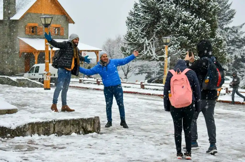 La estadía promedio fue más corta y el impacto económico también fue menor medido a precios constantes.